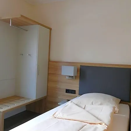 Otel Mienenbuettel